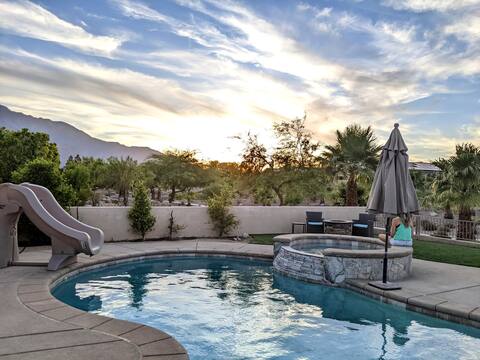 Private 4 BR Modern Villa with Pool/Spa/Slide
