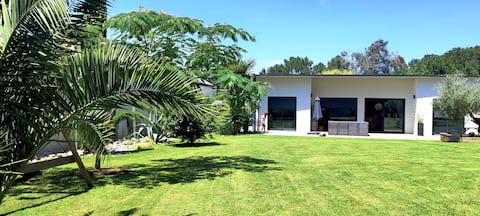Villa Ô Bois 
Billiards & Foosball - Forest View