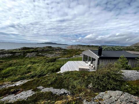 Great cottage with unique views and high standard.