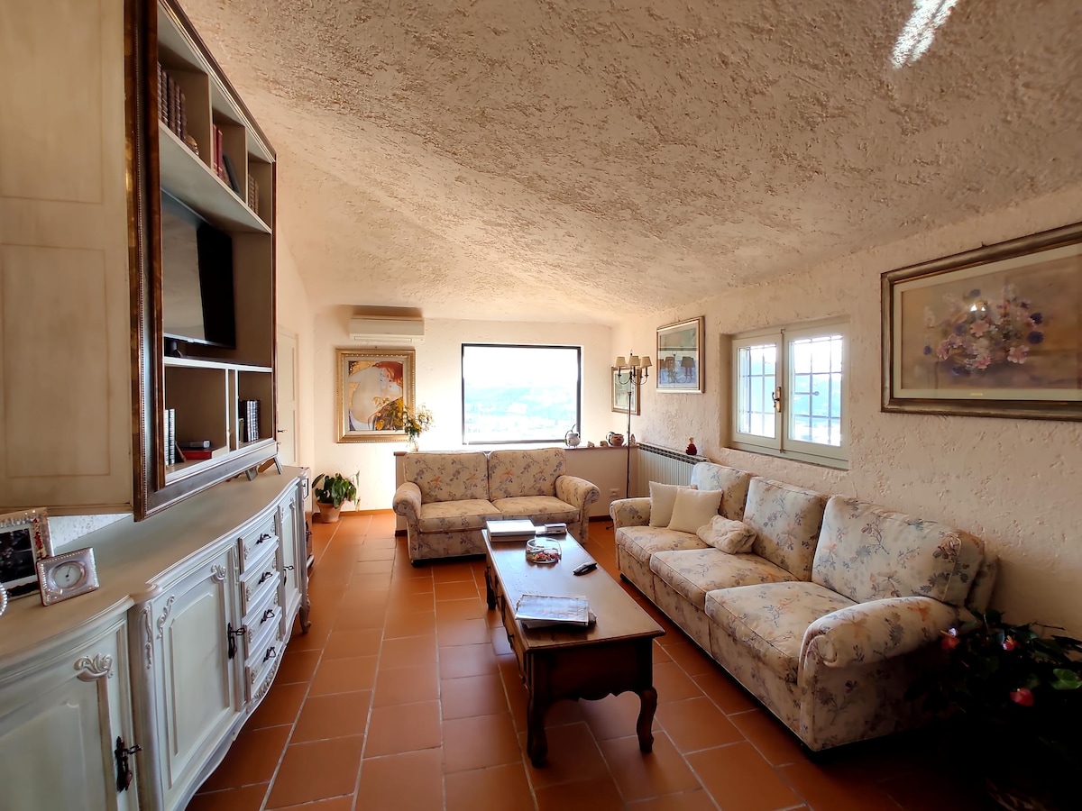 Top Airbnb: la tana del geco, country house à Massarosa