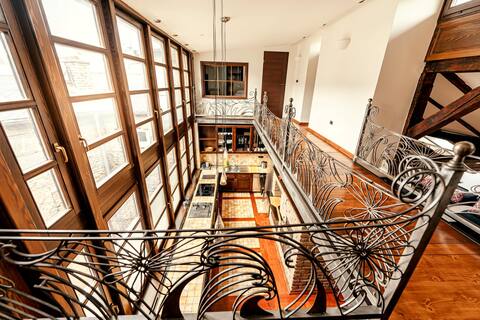 Penthouse Sky