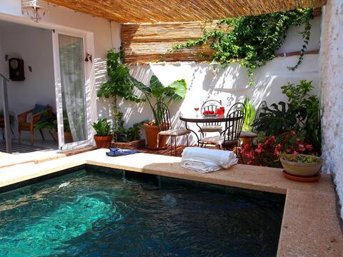 El Patio de Lola, an Andalusian village house.