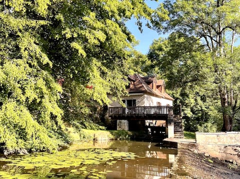 Pretty Moulin du Petit Balabran