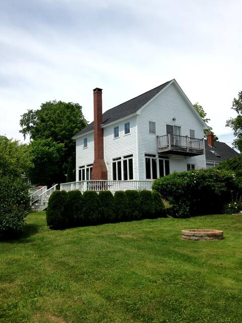 Classic Castine Harborview