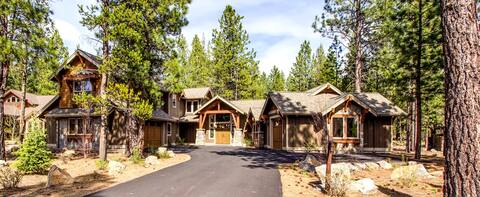 Sunstone Stunner - Six Master Suites and Bunk Room