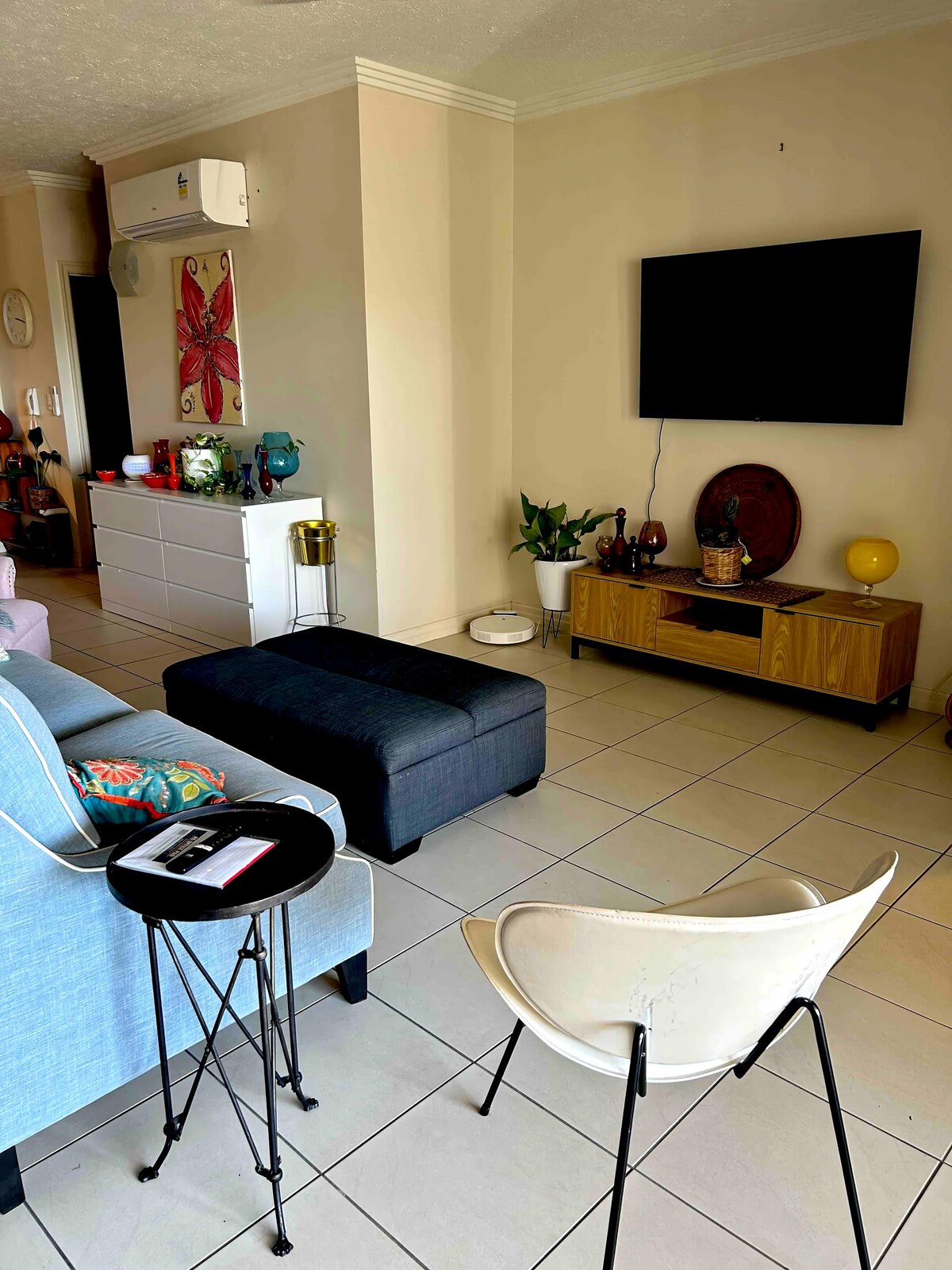 Popular Airbnb listing: City-side/Beachside Haven in North Ward