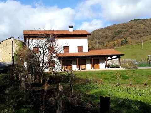 Casa en Eltso ETXESKIA (Ultzama)