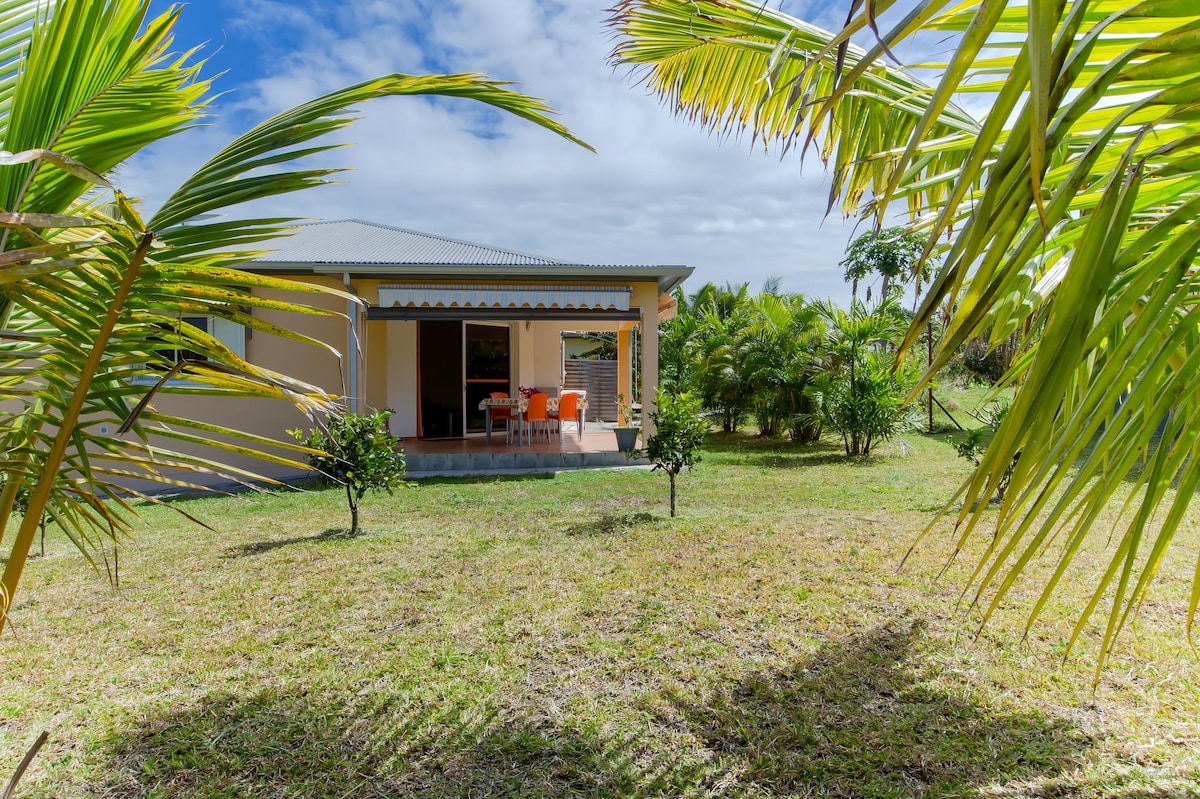 Successful Airbnb property: Villa Lorangerie with pool in Saint Louis