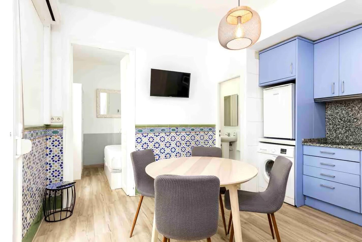 Anuncio de Airbnb popular: Hot water works en La Barceloneta