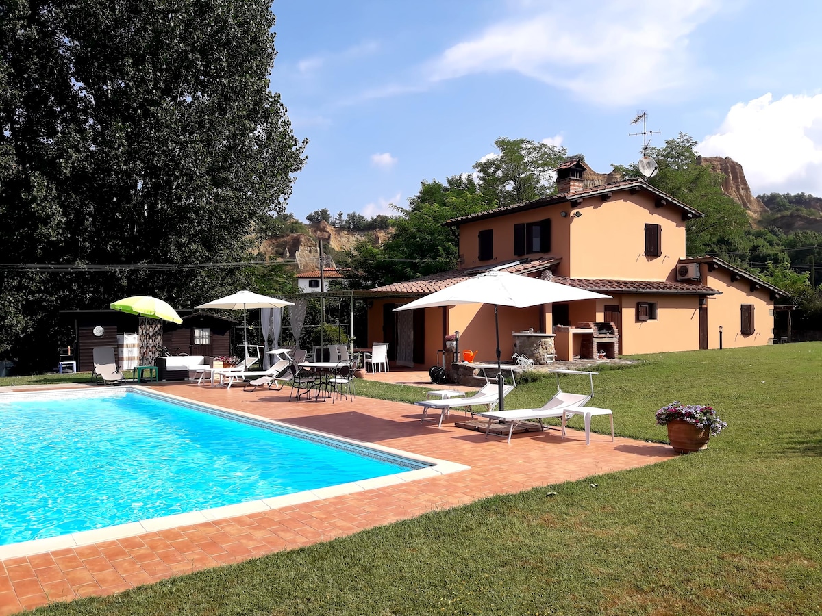 Top Airbnb: In the Heart of the Balze in Terranuova Bracciolini