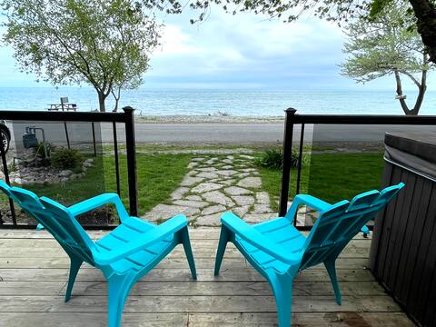Lake House with Hot Tub and Your Own Private Beach