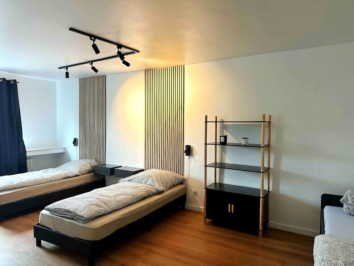 Anuncio de Airbnb popular: 3 bedrooms, washing machine, dishwasher en Duissern