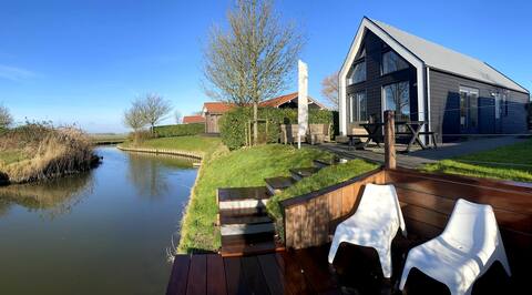Enjoying Zeeland on Beau sur Mer