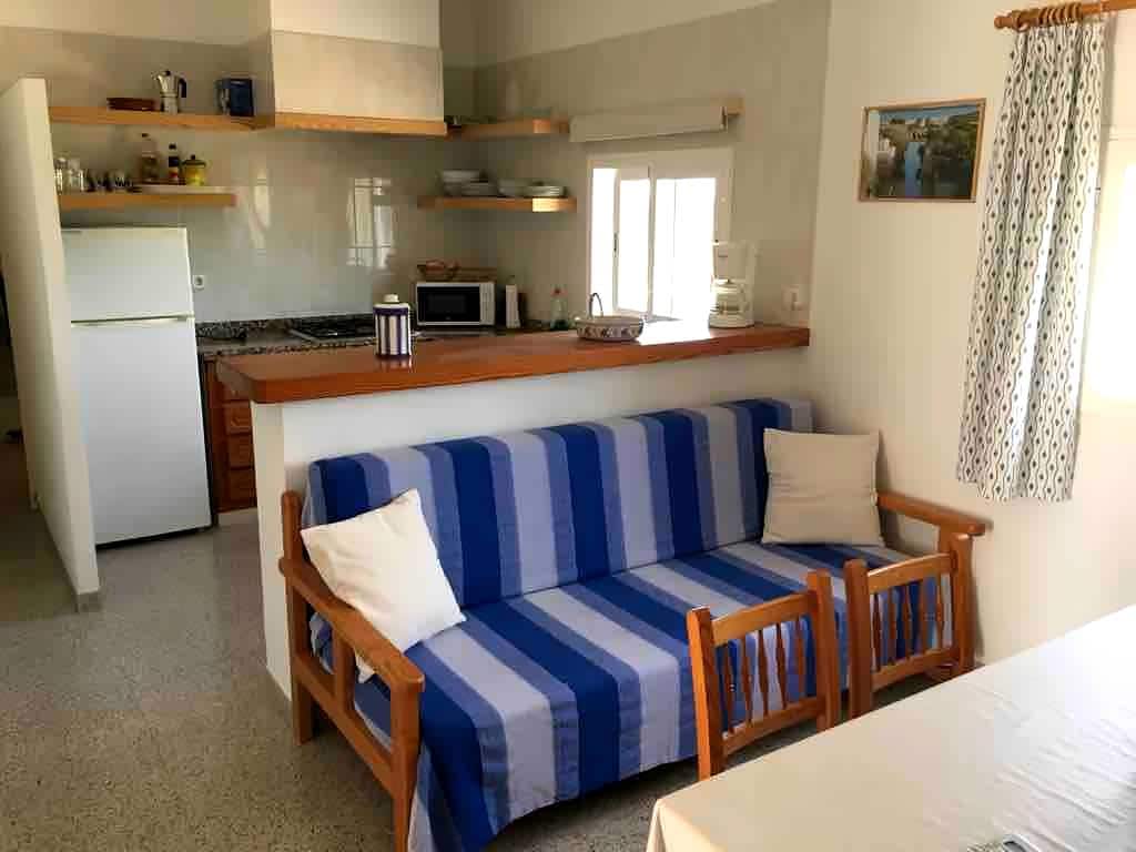 Propriété Airbnb réussie: Traditional house wrapped in a gorgeous vineyard à Formentera