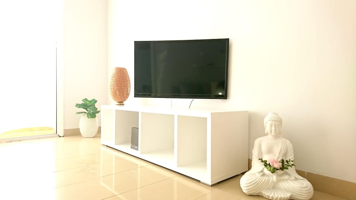 Propriété Airbnb réussie: Lovely Beach Front Apartment à Calella