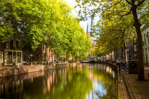 Comfortable canalhouse in historic setting