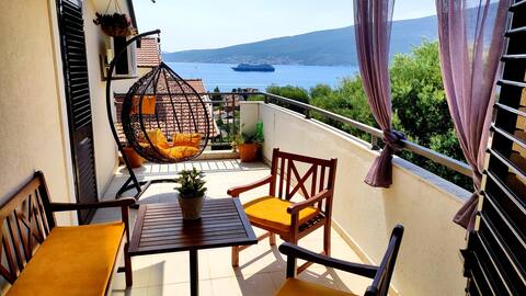 Porto Bello Gold ( Sea View & Swimming Pool )