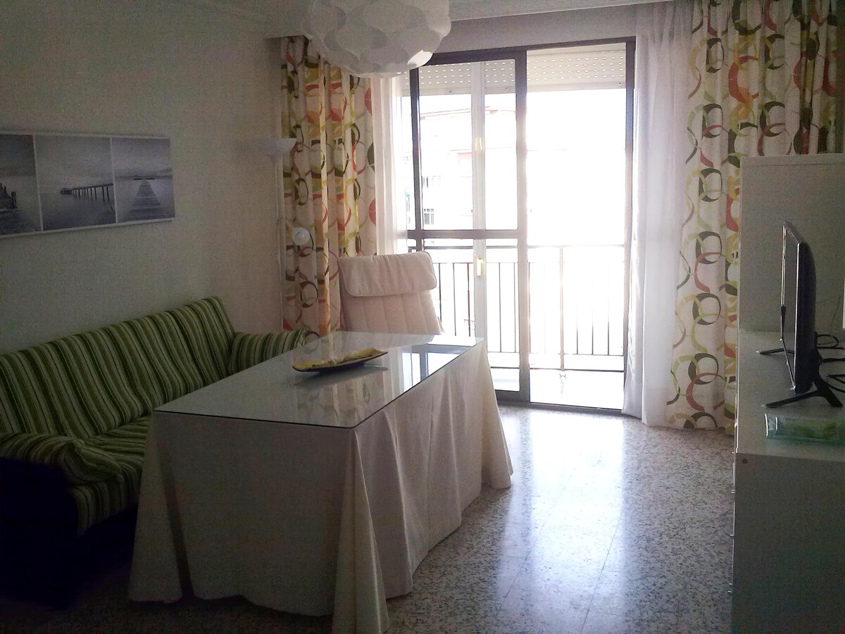 Airbnb con migliori performance: In town, 10 min drive to beaches a Huelva