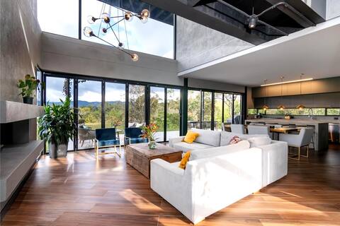 Amazing Lakefront House & Casita / Private 4 Acres