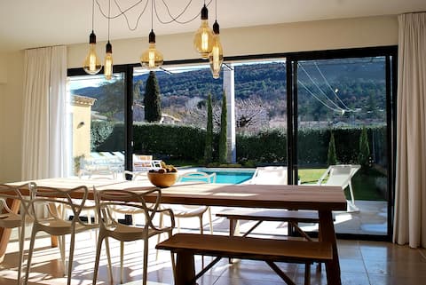 Villa Marièle, enjoy at the foot of the Ventoux