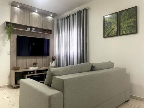 Apt 2/4 with balcony near UniE and hospitals