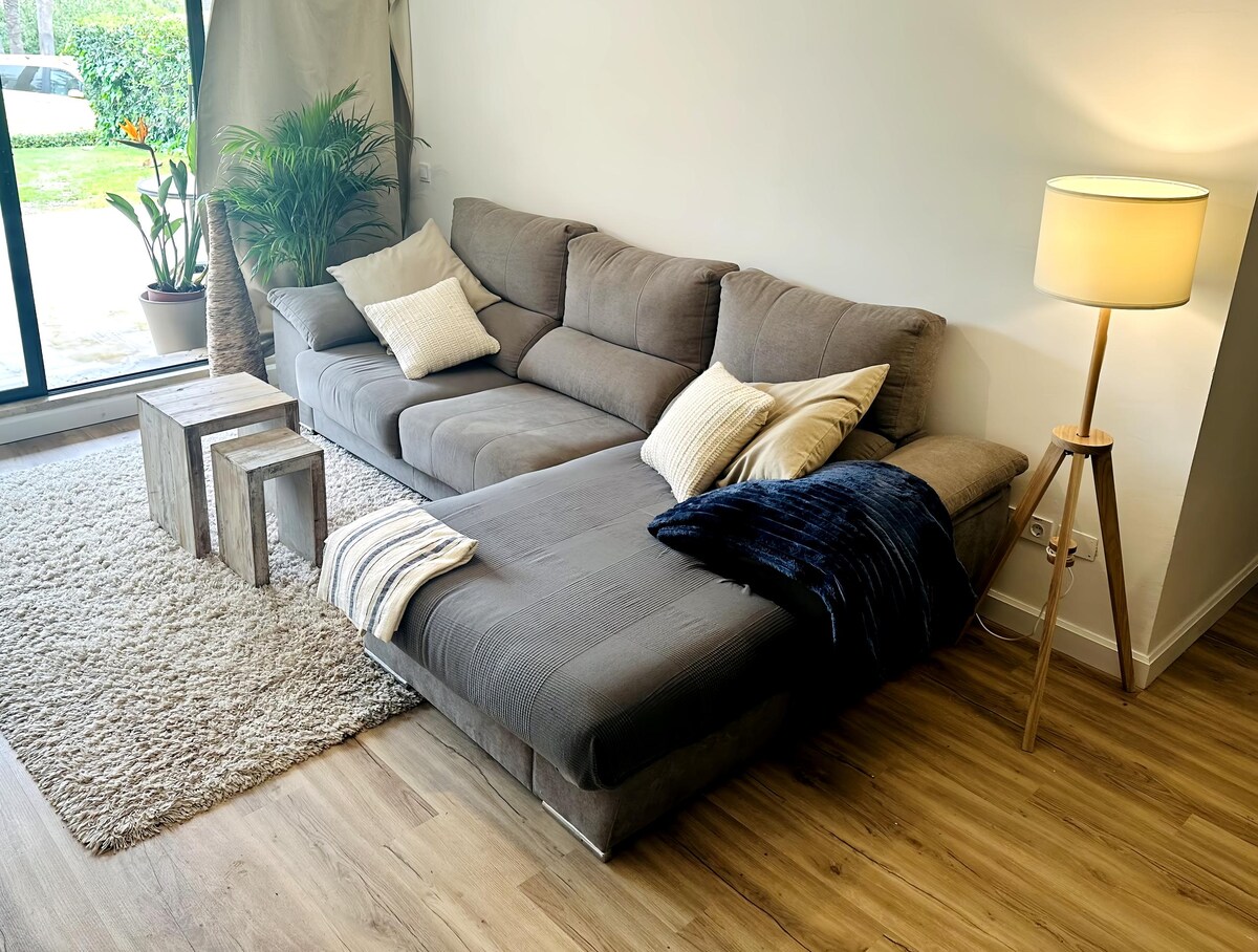 Top Airbnb: Beautiful beach apartment à San Roque