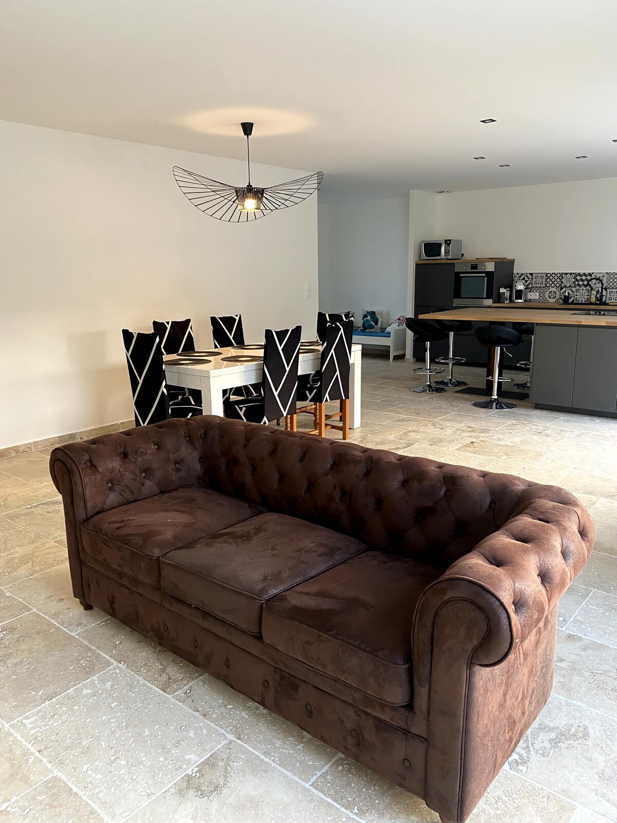 Successful Airbnb property: New detached house in Roanne