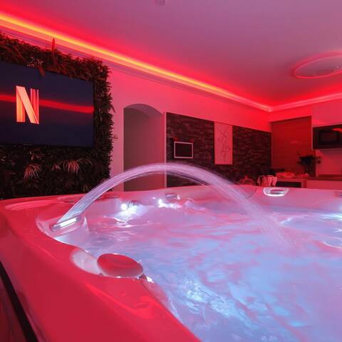 CASA Amor & SPA, suite jacuzzi & petit déjeuner
