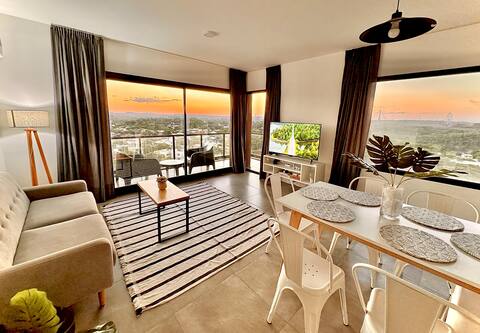 Apartment Centrally located on Panoramic Views