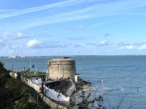 Apartment on Dublin Bay 2 Double bedrooms en suite