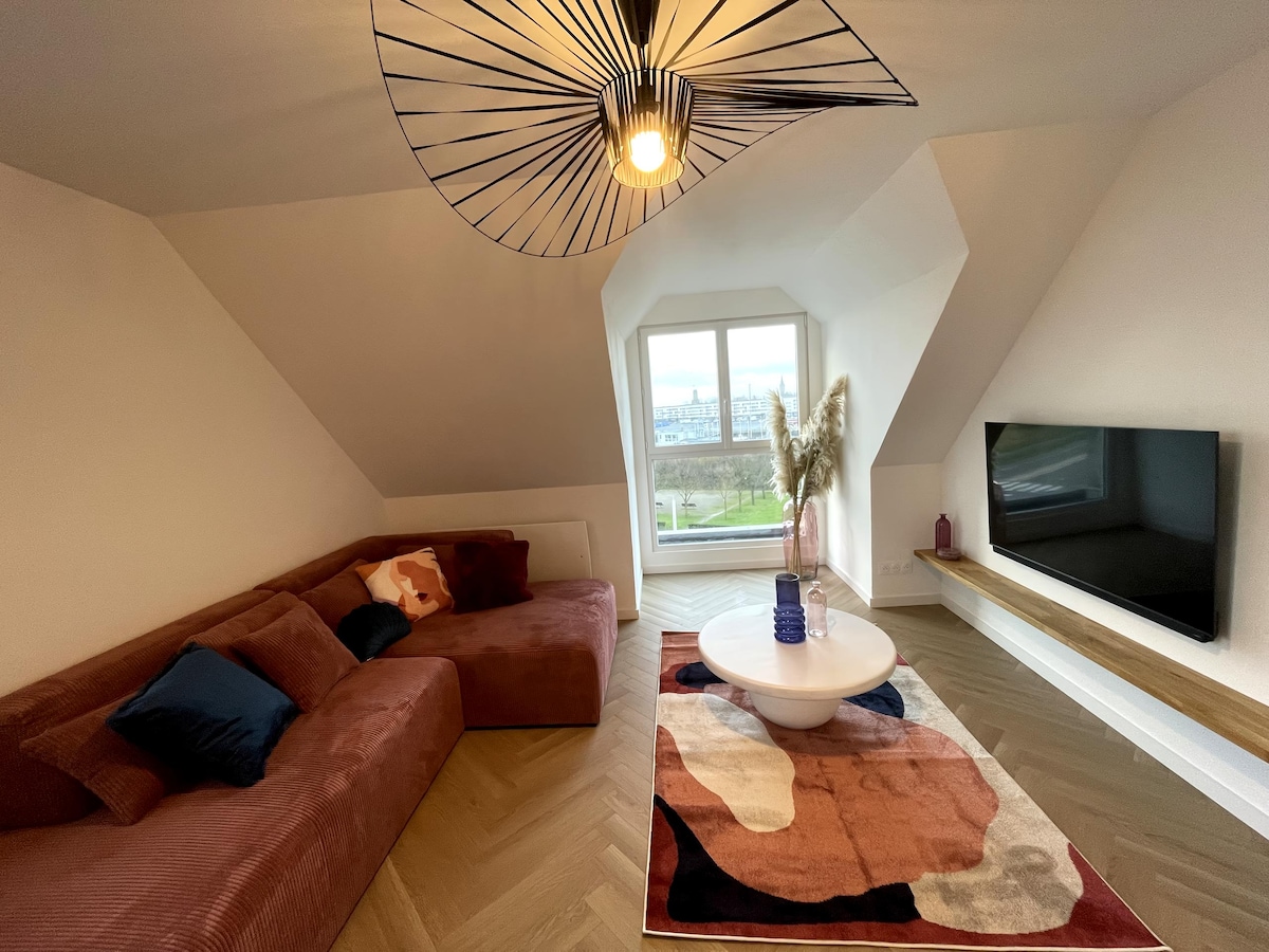 Top Airbnb: La Félicita Calais Beach in Calais
