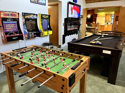 The Arena Gamer's Paradise