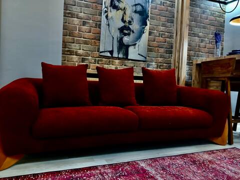 Outstanding, modern and stylish in the city centre