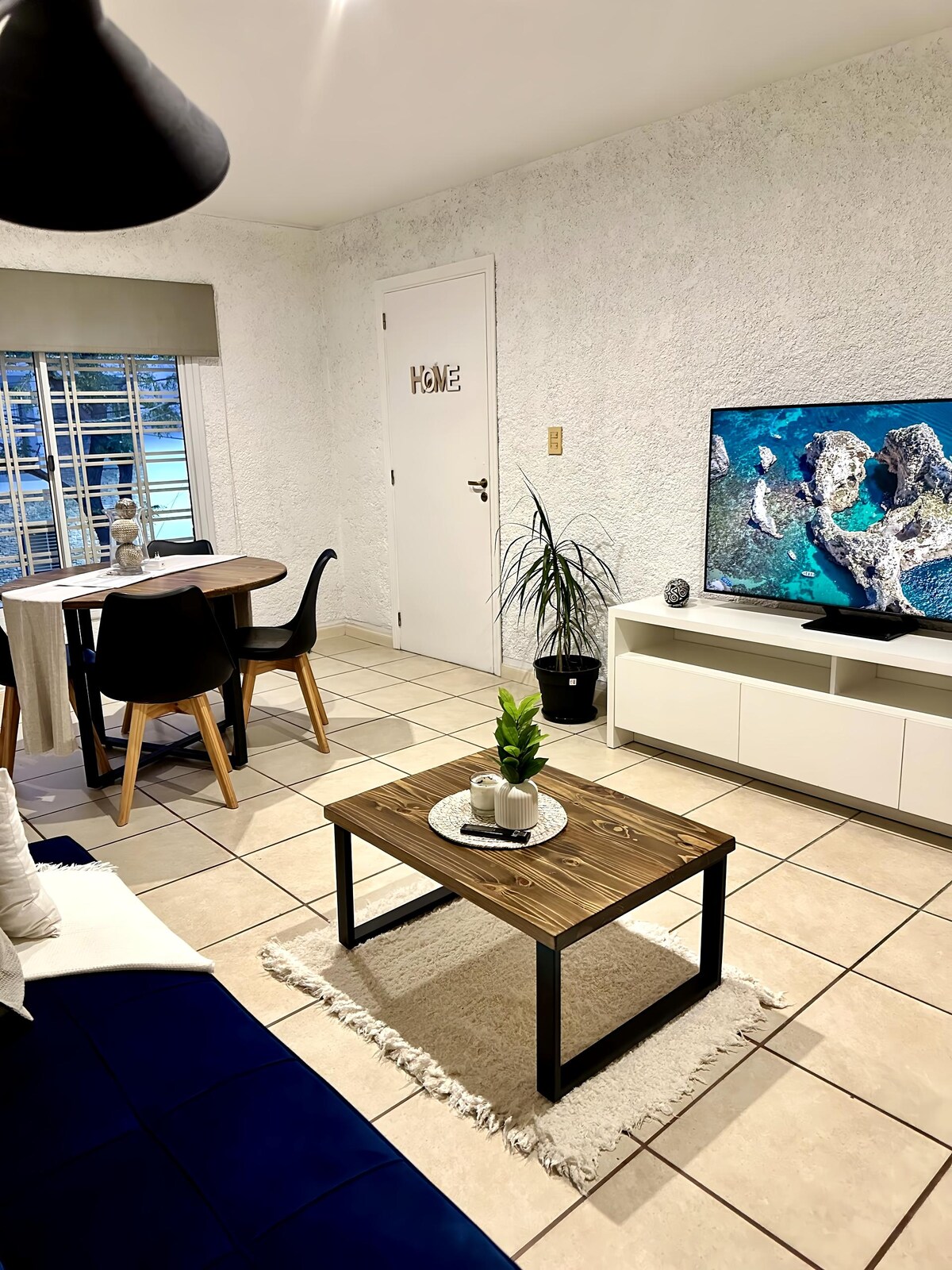 Top performing Airbnb: Beautiful apartment! Fifth Section. in Departamento Capital