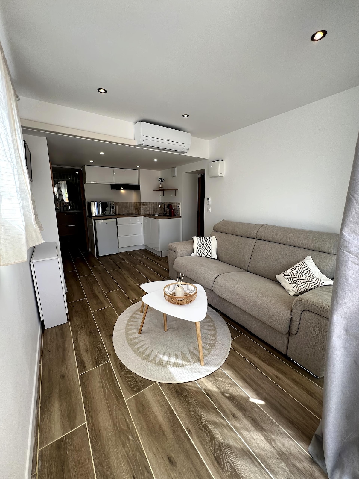 Top Airbnb: 2-bedroom apartment with garden in Puget Sur Argens