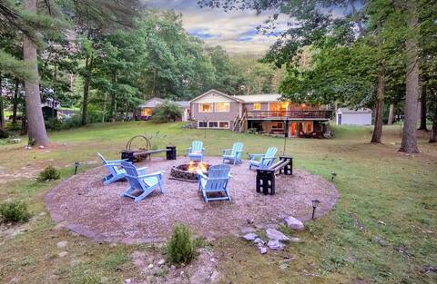 Maine Vacation Home on the Water