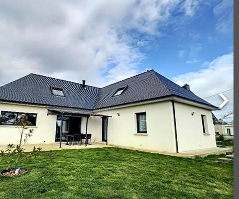 Contemporary home