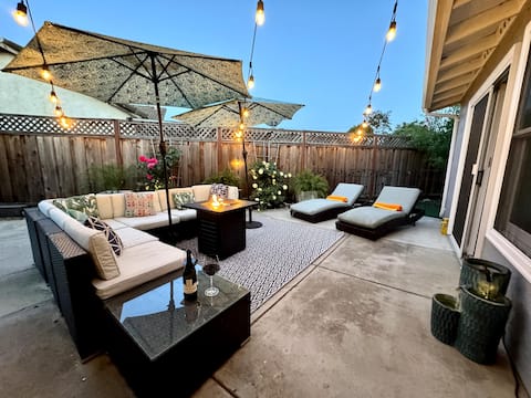 Centrally Located Home King Bed/Patio/Fenced Yard
