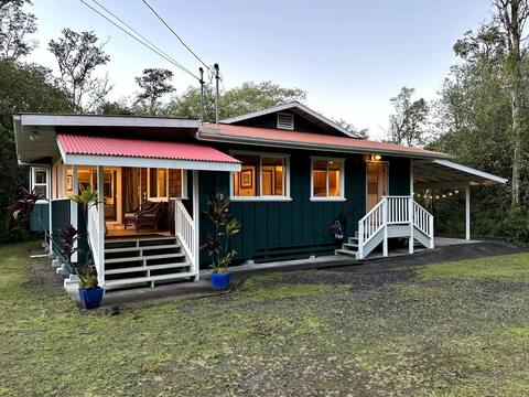 Secluded Oasis | HotTub | 30min to Volcano & Hilo