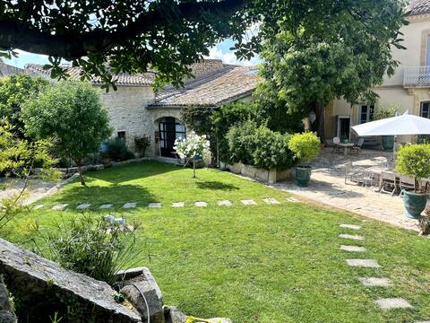 65 m2 pool garden between Nîmes and Montpellier
