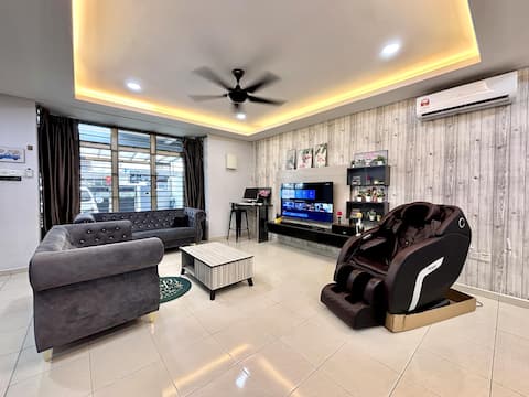 Cozy Double Storey Family Suite@Taman Ehsan Jaya