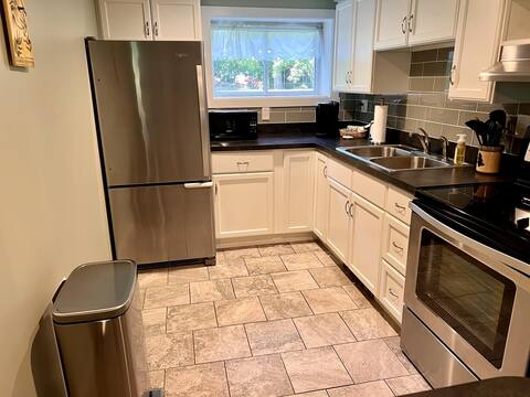 Quiet and Convenient Home Away from Home