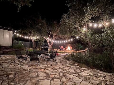 Secluded, dark skies,  great views, big patio!