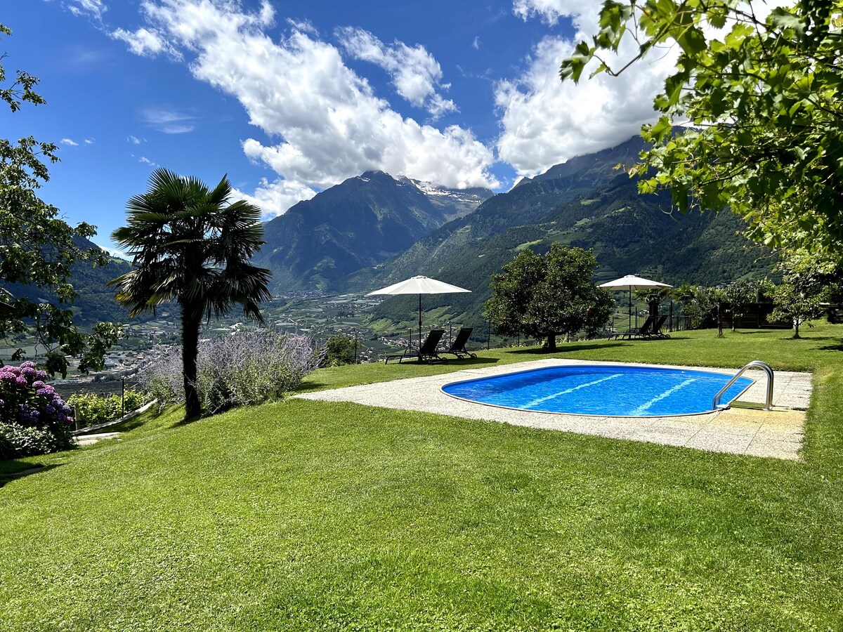 Top Airbnb: Villa Corazza Garden Apartment in Bolzano