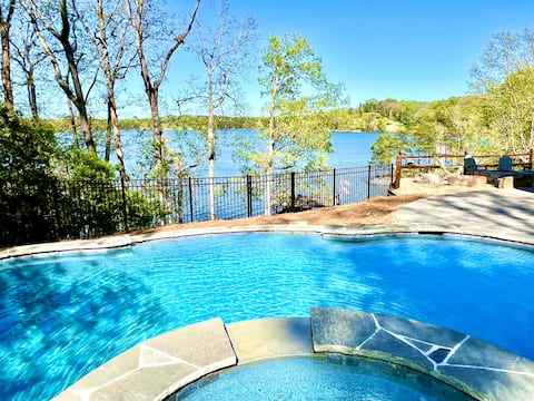Lakehouse Retreat w/ Pool, Dock, Firepit, Hottub