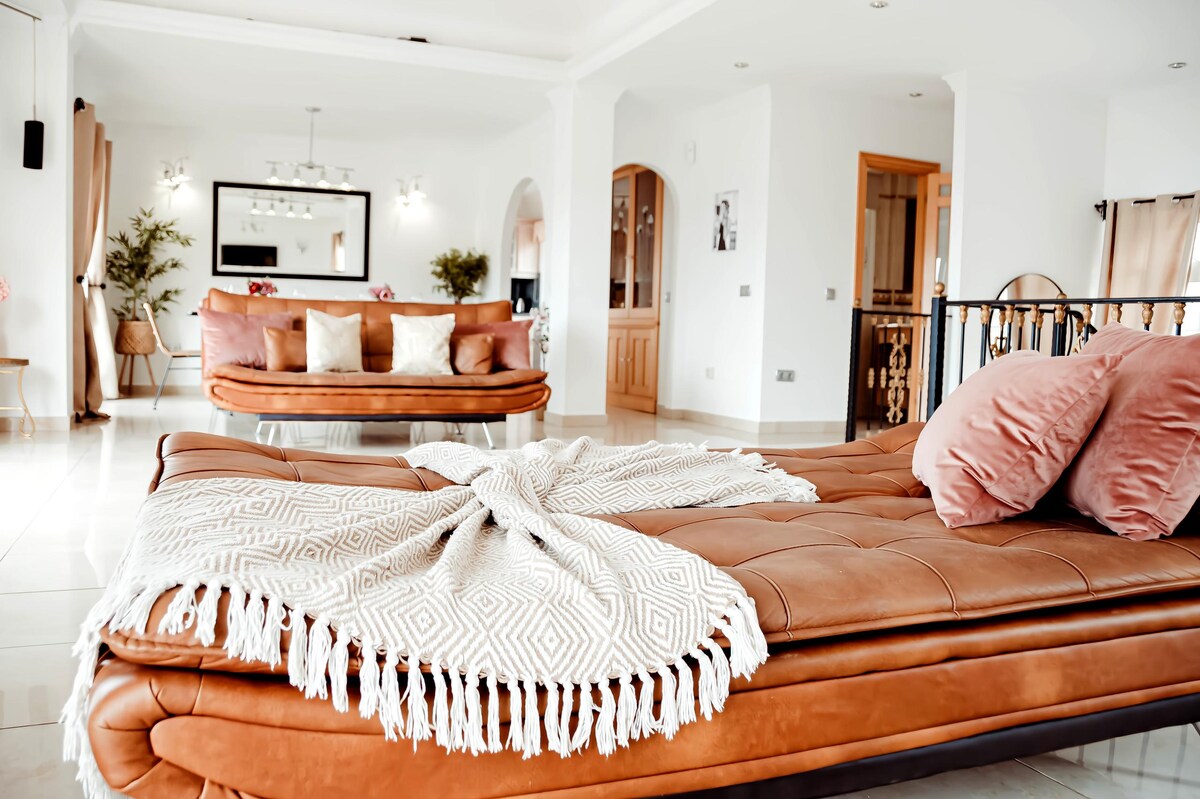 Successful Airbnb property: Tenerife Sunset View Pool Residence in Adeje