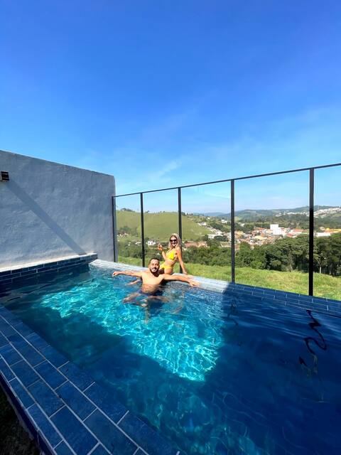 Hydro in Suite/Private Swimming Pool/300mb WiFi