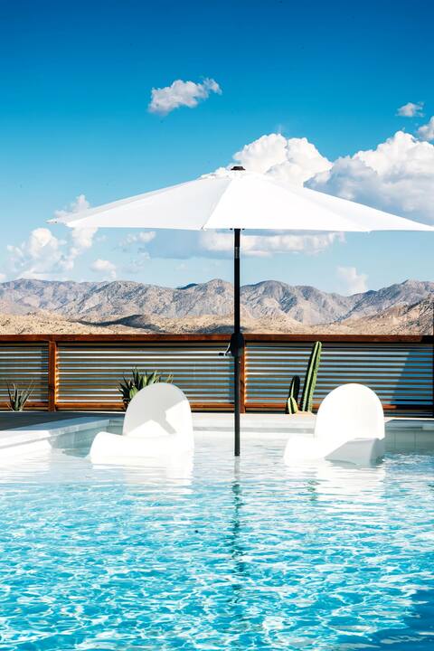 Saltwater Pool/Spa | VIEWS | Firepit | Style | EV