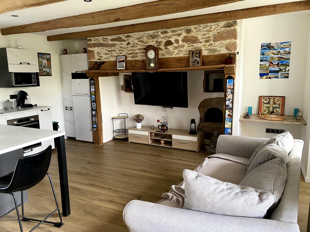 Top performing Airbnb: Cantalian Country House in Cantal
