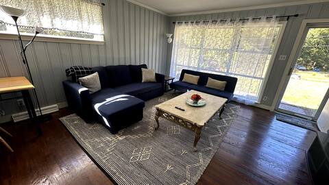 Remodeled 3 BR Home / 1 mi to Elon University